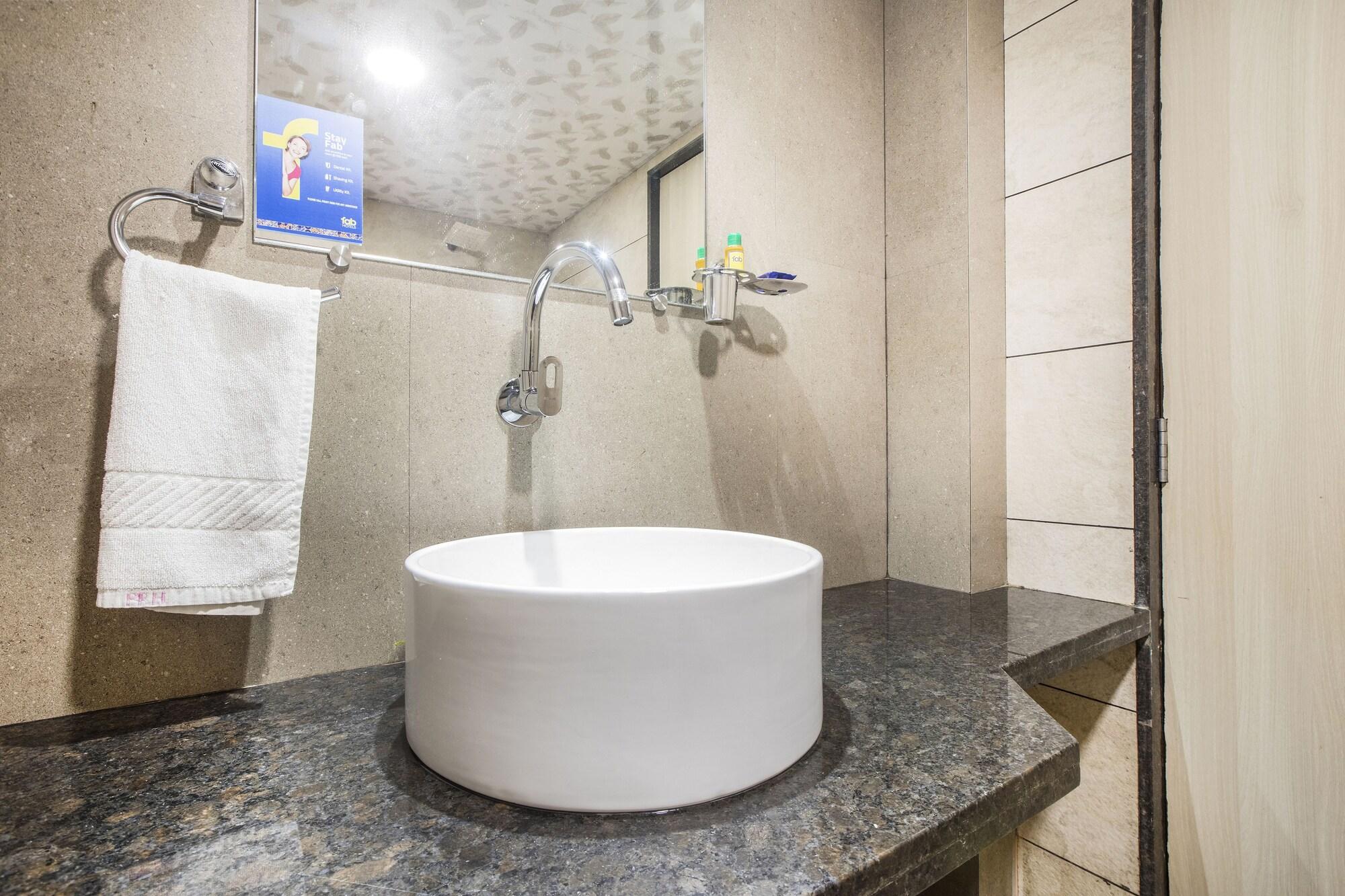 Fabhotel Vashi Navi Mumbai Esterno foto